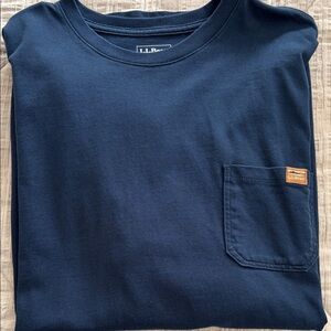L.L. Bean Men's Navy Short Sleeve Tee